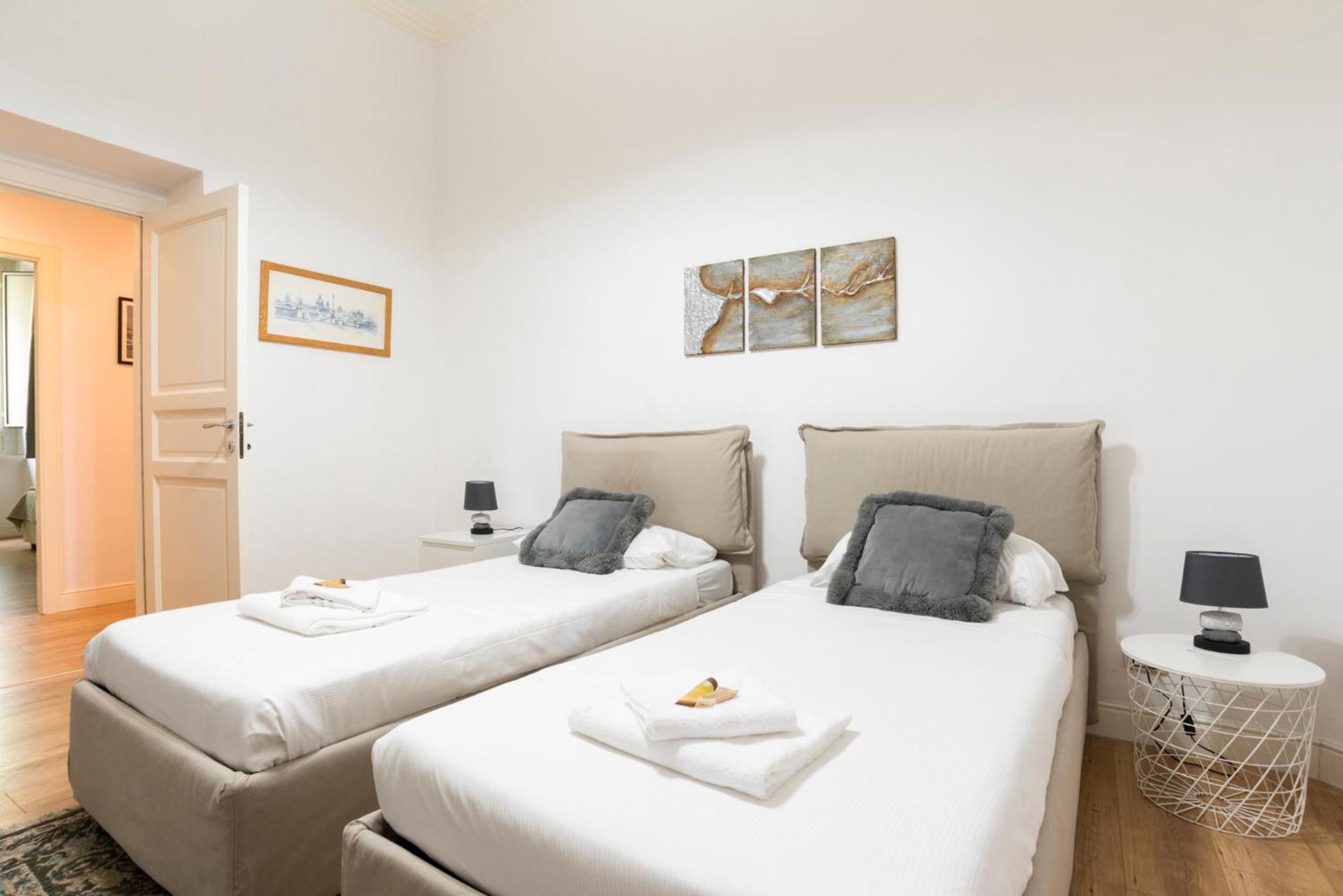 Tiber Majesty 25 Piazza Del Popolo Apartment Rome Exterior photo